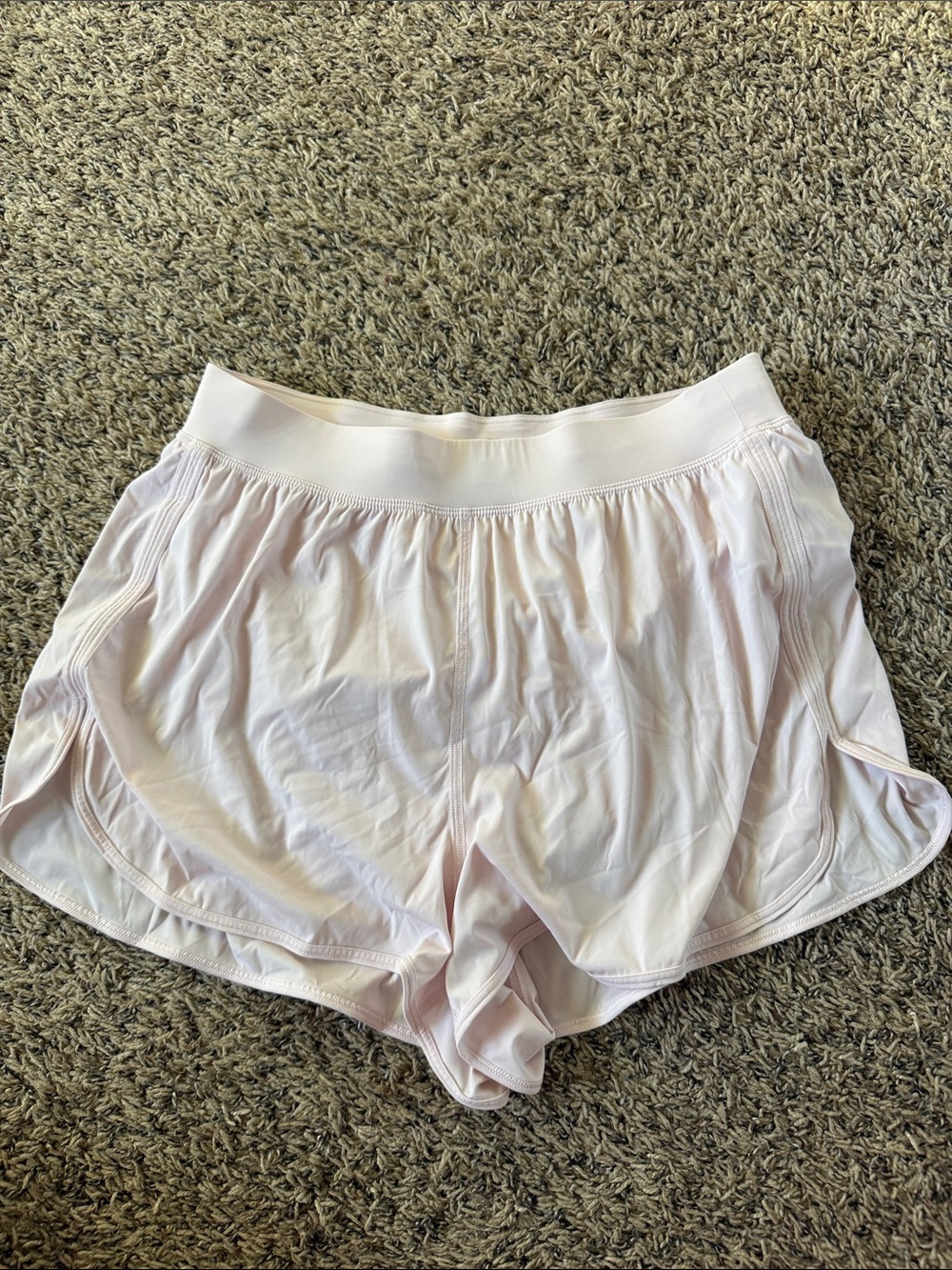 Sleek High Rise Running Short 1.5” in Blissful Pink